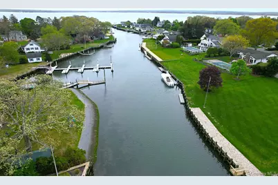 33 Lagoon Court, South Jamesport, NY 11901 - Photo 3