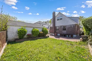 159-11 29th Ave, Flushing, NY 11358 - Photo 19