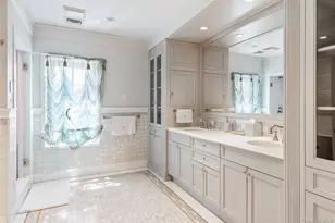 6B Blue Sea Ln, Great Neck, NY 11024 - Photo 29