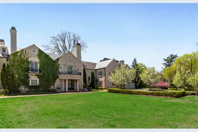 6B Blue Sea Lane, Great Neck, NY 11024 - Photo 7