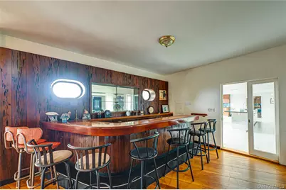 101 West Lane, Bay Shore, NY 11706 - Photo 5