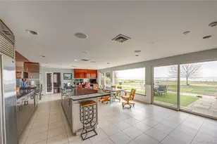 101 West Ln, Bay Shore, NY 11706 - Photo 3