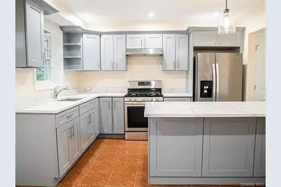 2723 Colden Avenue, Bronx, NY 10469 - Photo 1