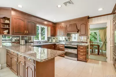 12 Woodland Court S, Bedford, NY 10506 - Photo 13