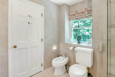 12 Woodland Court S, Bedford, NY 10506 - Photo 31