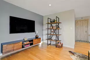 52-21 65th Pl, Maspeth, NY 11378 - Photo 11