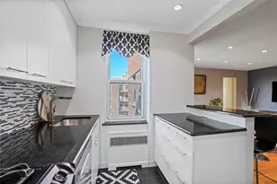 52-21 65th Pl, Maspeth, NY 11378 - Photo 7