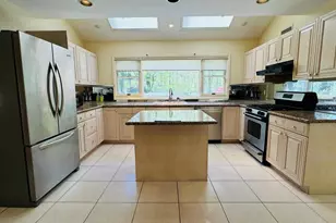 66 Cliff Rd, Port Jefferson, NY 11777 - Photo 13