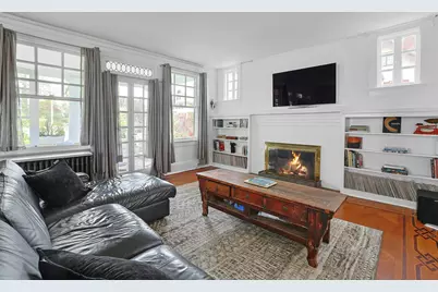 146 Sutton Manor Road, New Rochelle, NY 10801 - Photo 7