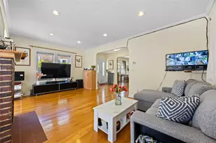 47-18 163 St, Flushing, NY 11358 - Photo 9