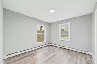 613 Bourdois Ave, Bellport, NY 11713 - Photo 19