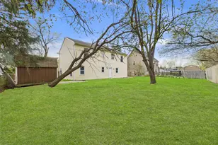 613 Bourdois Ave, Bellport, NY 11713 - Photo 7