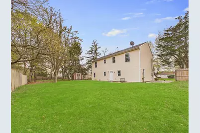 613 Bourdois Avenue, Bellport, NY 11713 - Photo 5