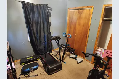 35 Mulford Place, Hempstead, NY 11550 - Photo 19