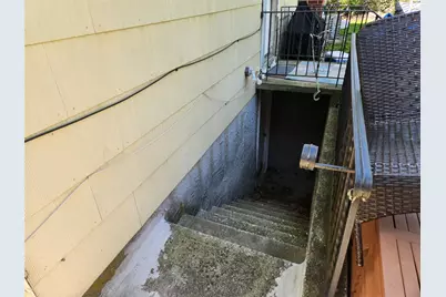 35 Mulford Place, Hempstead, NY 11550 - Photo 21