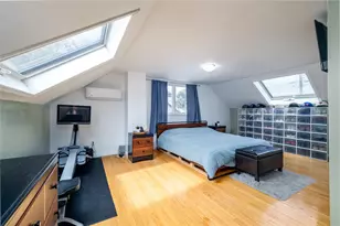 39 E Hollywood Ave, Lindenhurst, NY 11757 - Photo 7