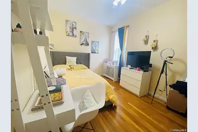 2884 Saint Theresa Avenue, Bronx, NY 10461 - Photo 3