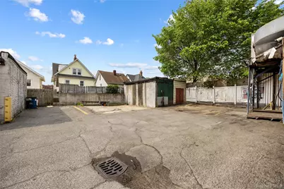 152-26/28 Northern Boulevard, Flushing, NY 11354 - Photo 25