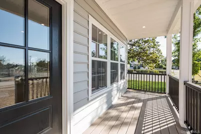 2 Gail-Grace Court, Copiague, NY 11726 - Photo 5