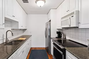 30 Brittany Ln, Westhampton Beach, NY 11978 - Photo 7