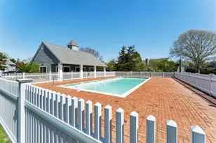 30 Brittany Ln, Westhampton Beach, NY 11978 - Photo 15