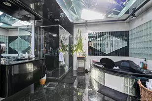 54 Northgate Cir, Melville, NY 11747 - Photo 15