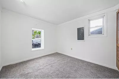 760 Spur Drive N, Bay Shore, NY 11706 - Photo 19