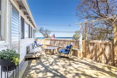 31 Beach Hill Drive, Calverton, NY 11933 - Photo 7