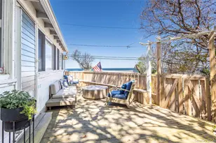 31 Beach Hill Dr, Calverton, NY 11933 - Photo 7