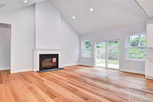 12 Tamarack Dr, Newburgh, NY 12550 - Photo 9