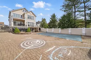 3348 Polo Pl, Bronx, NY 10465 - Photo 41