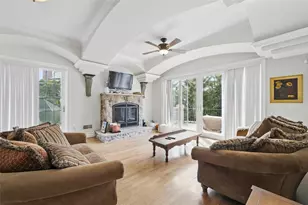 3348 Polo Pl, Bronx, NY 10465 - Photo 13