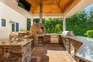 5 Glen Hill Ct, Dix Hills, NY 11746 - Photo 33