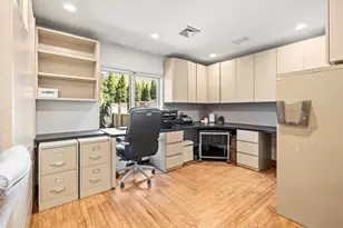 5 Glen Hill Ct, Dix Hills, NY 11746 - Photo 17