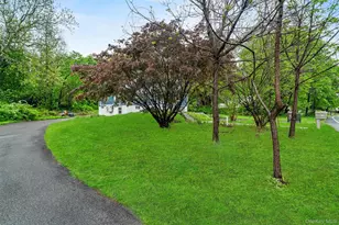 15 Riley Rd, New Windsor, NY 12553 - Photo 3