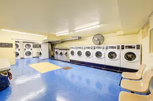 139-15 83rd Ave, Briarwood, NY 11435 - Photo 11