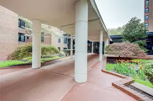 139-15 83rd Ave, Briarwood, NY 11435 - Photo 13