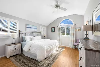 37 Noyac Harbor Road, Sag Harbor, NY 11963 - Photo 9