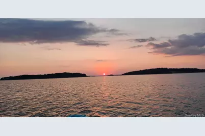 37 Noyac Harbor Road, Sag Harbor, NY 11963 - Photo 17