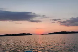 37 Noyac Harbor Rd, Sag Harbor, NY 11963 - Photo 17