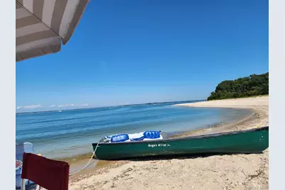 37 Noyac Harbor Road, Sag Harbor, NY 11963 - Photo 3