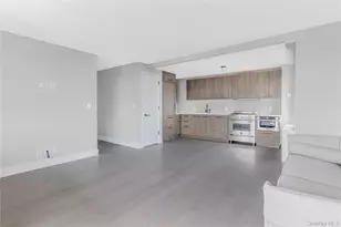 175 W 95th St, New York, NY 10025 - Photo 3