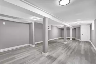 62-22 80th Rd, Glendale, NY 11385 - Photo 11