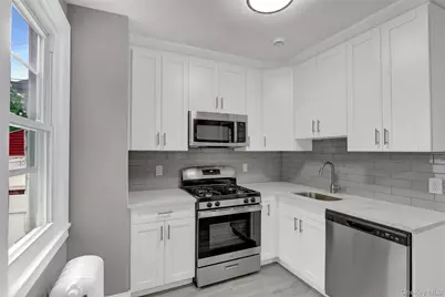 62-22 80th Road, Glendale, NY 11385 - Photo 9