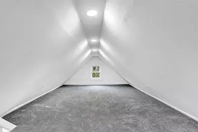 62-22 80th Road, Glendale, NY 11385 - Photo 17