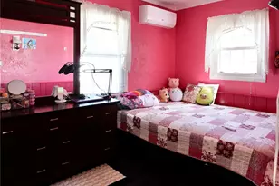 9 Fox Ln, Levittown, NY 11756 - Photo 7