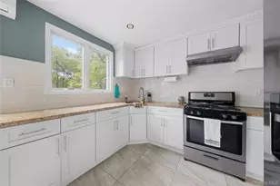 51 Joline Rd, Port Jefferson Station, NY 11776 - Photo 19