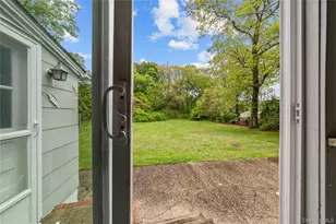 51 Joline Rd, Port Jefferson Station, NY 11776 - Photo 5