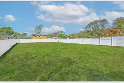 49 Carol Street, West Hempstead, NY 11552 - Photo 5