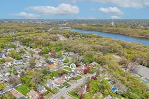 49 Carol St, West Hempstead, NY 11552 - Photo 7